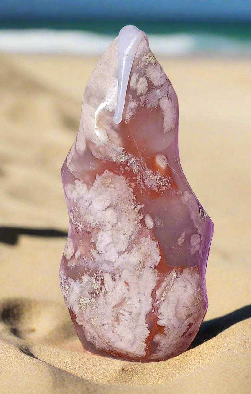 Flower Agate Flame – 12.5cm High x 6.5cm wide. (At its widest point )