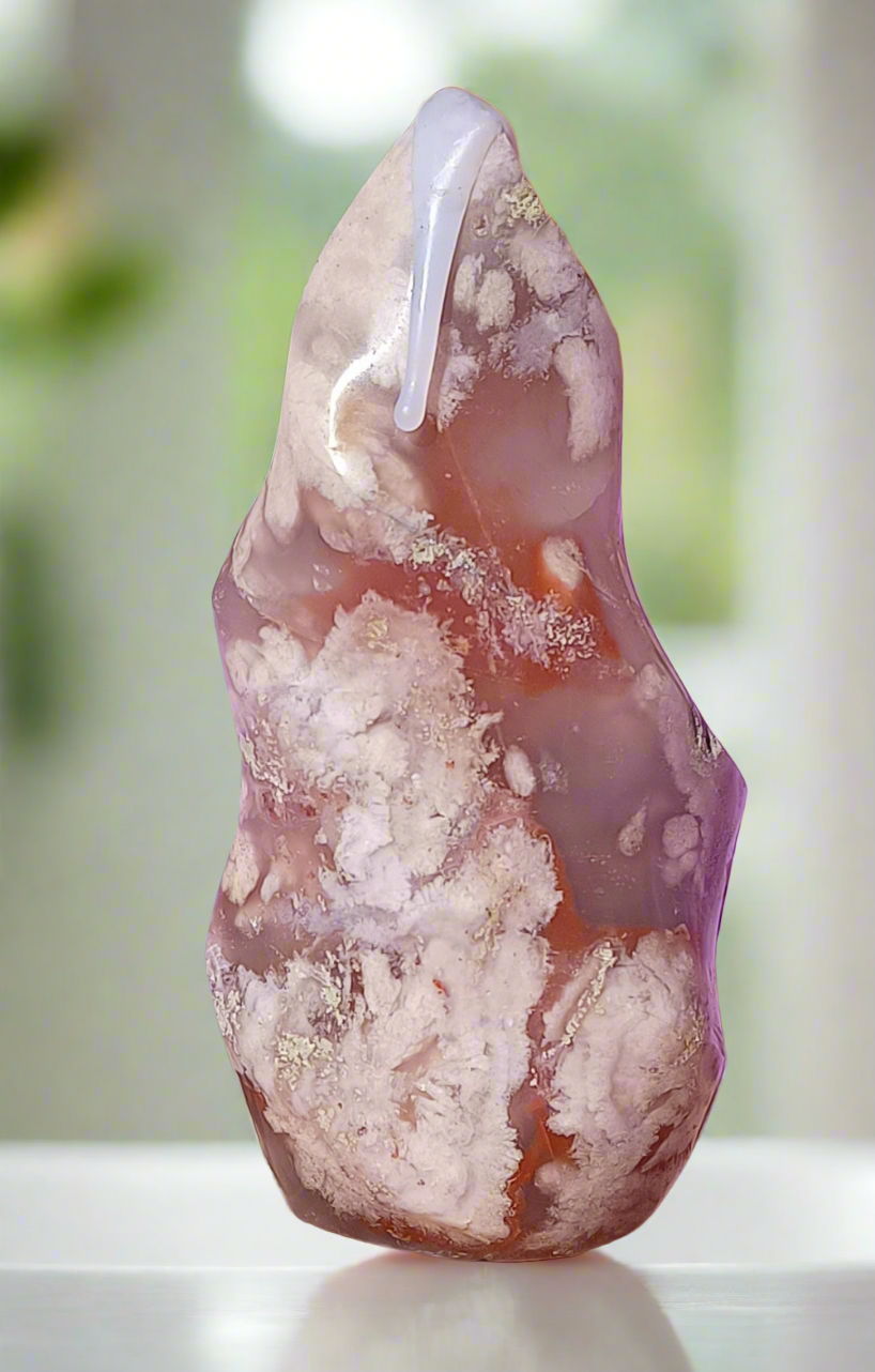 Flower Agate Flame – 12.5cm High x 6.5cm wide. (At its widest point )