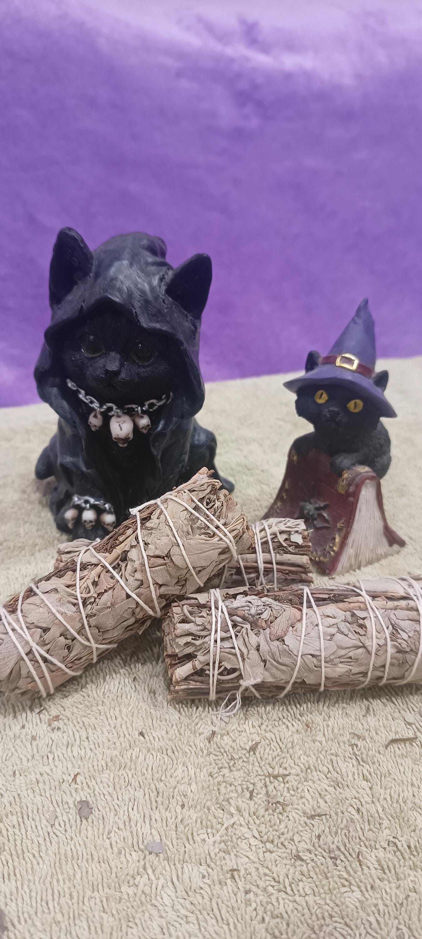 Rosemary & White Sage Bundle Meditation tool.