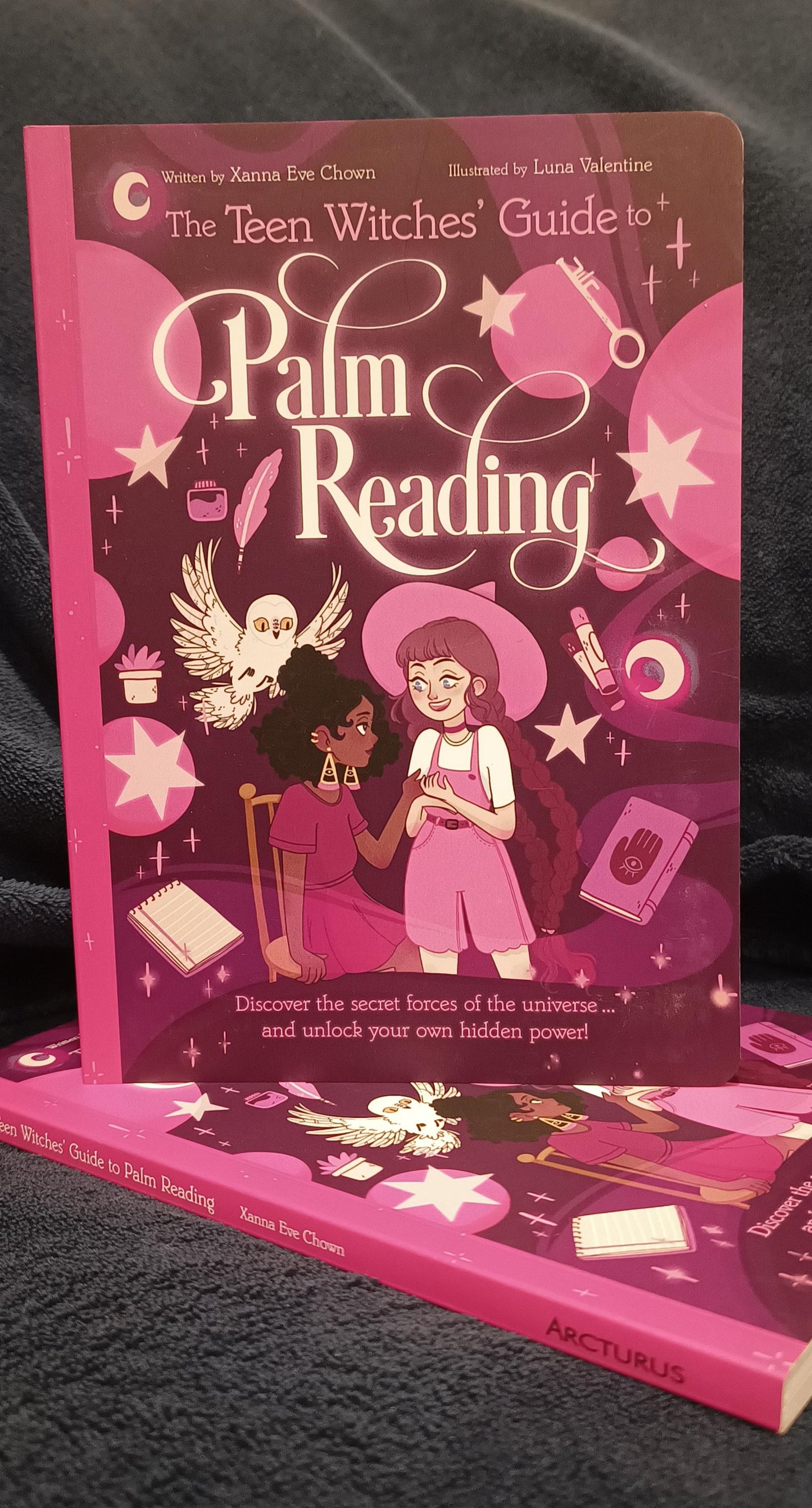 The Teen Witches Guide to PALM READING as well as ASTROLOGY Written by Xanna Eve Chown