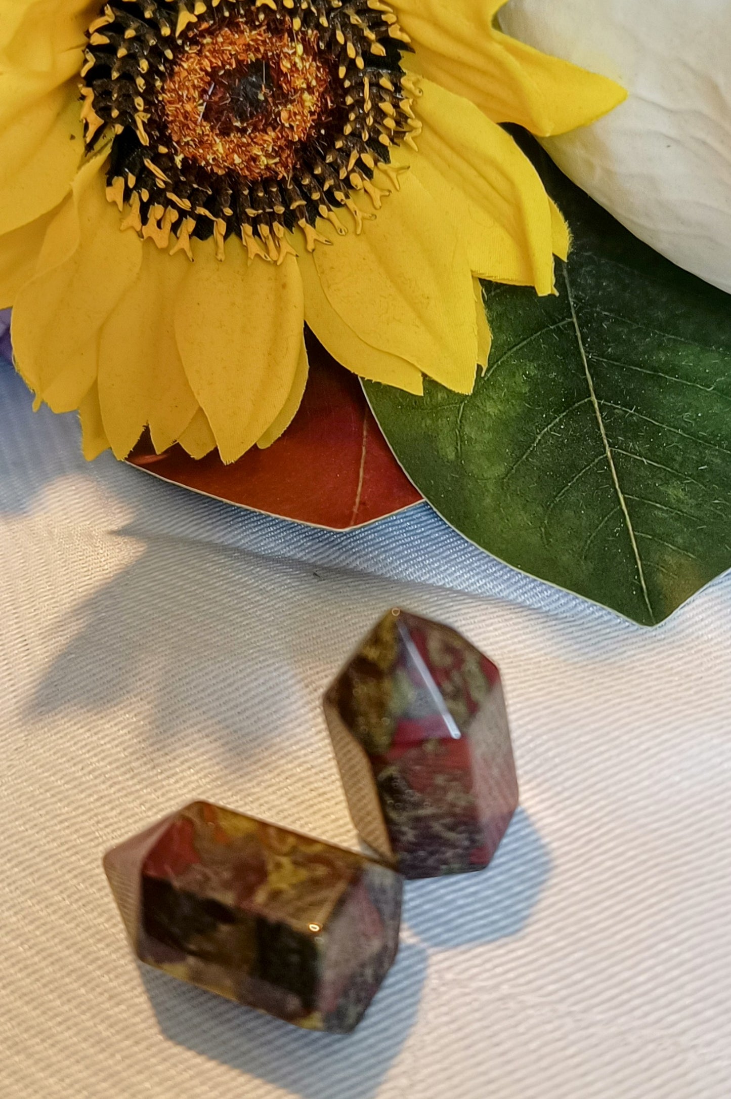 Mixed Mini Tower Point, Generators, Reiki Energy, Meditation or even home Deco,how ever you want to use this beautiful mini tower crystals.