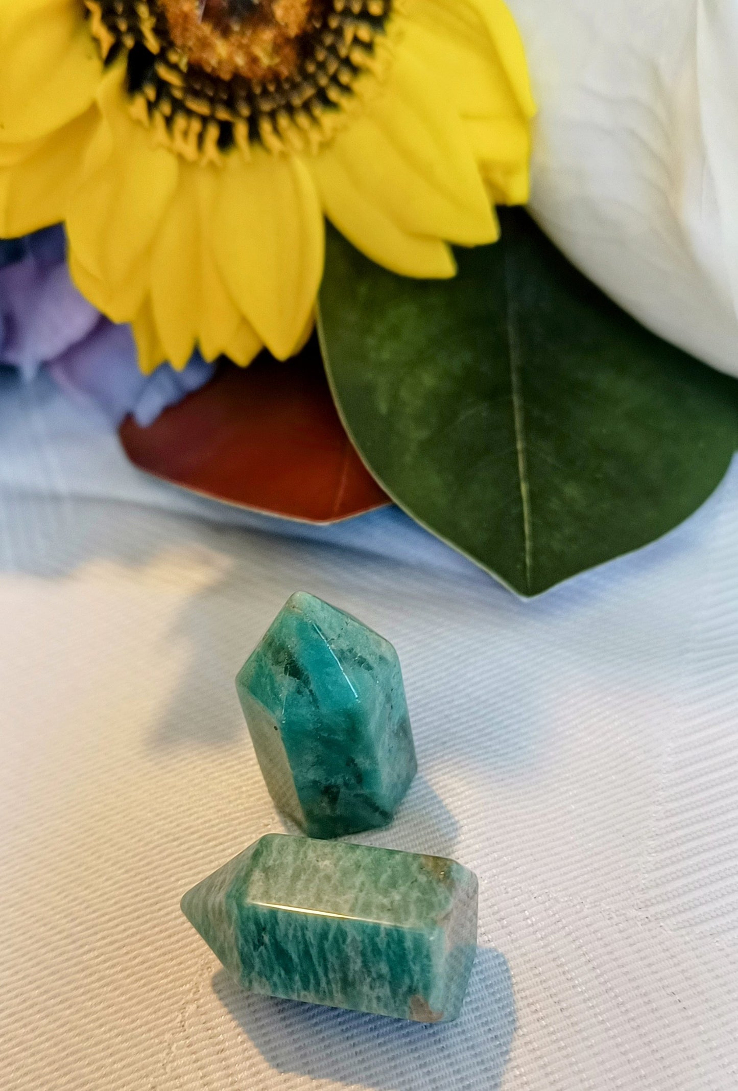 Mixed Mini Tower Point, Generators, Reiki Energy, Meditation or even home Deco,how ever you want to use this beautiful mini tower crystals.