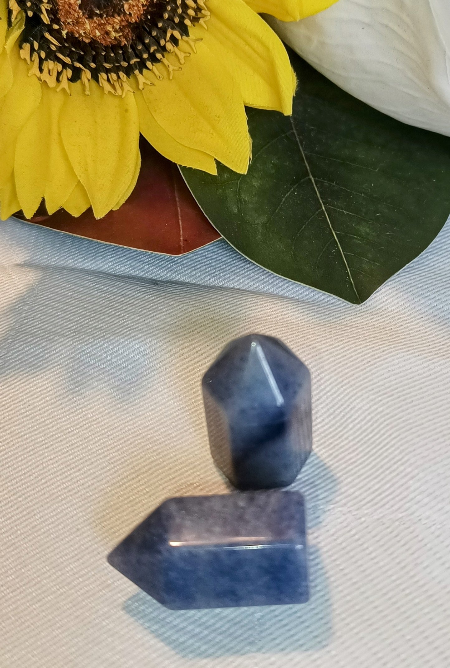 Mixed Mini Tower Point, Generators, Reiki Energy, Meditation or even home Deco,how ever you want to use this beautiful mini tower crystals.