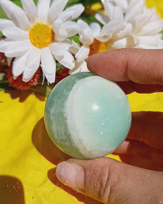Caribbean Calcite Sphere, beautiful edition ( stand NOT included )