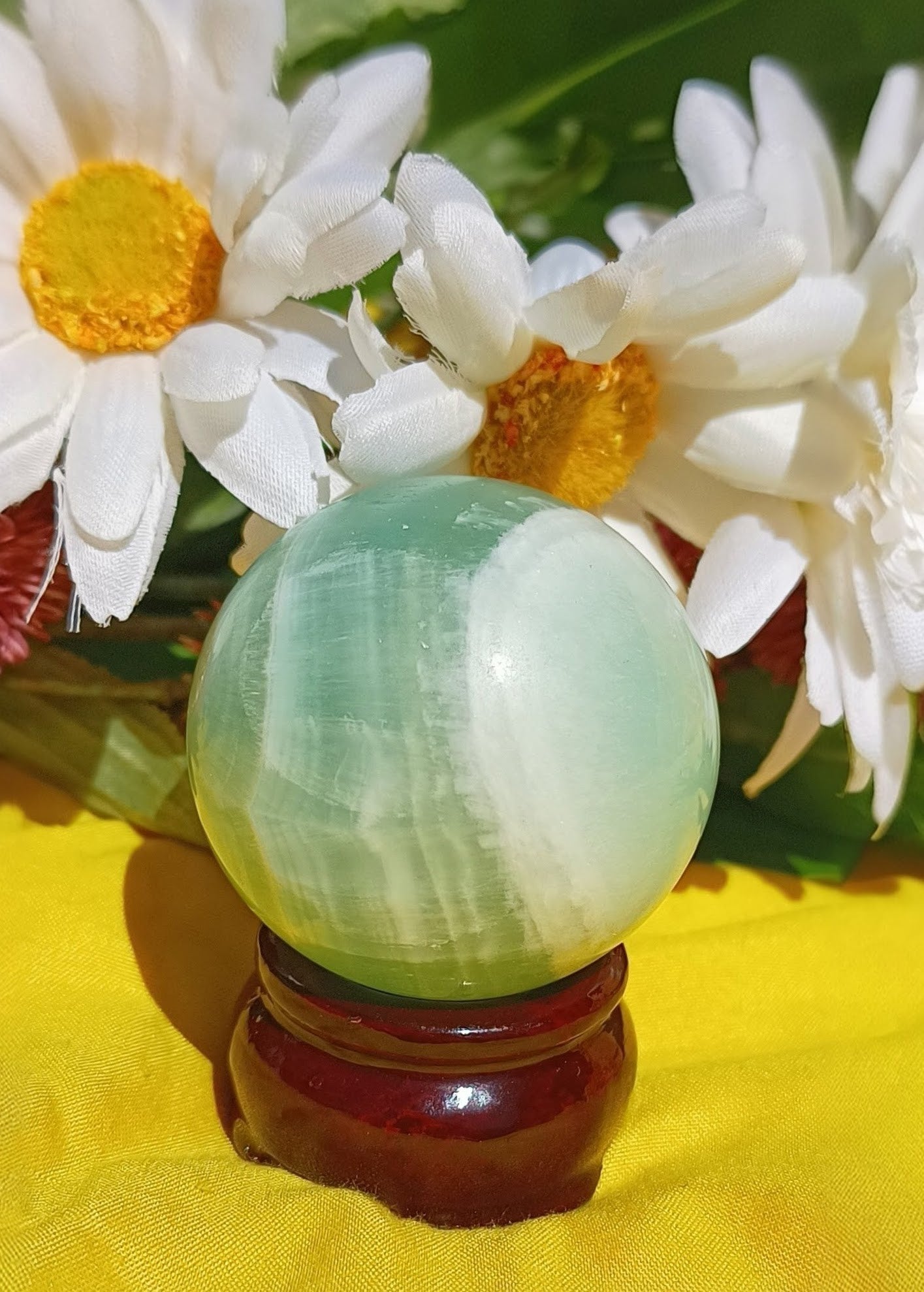 Caribbean Calcite Sphere, beautiful edition ( stand NOT included )