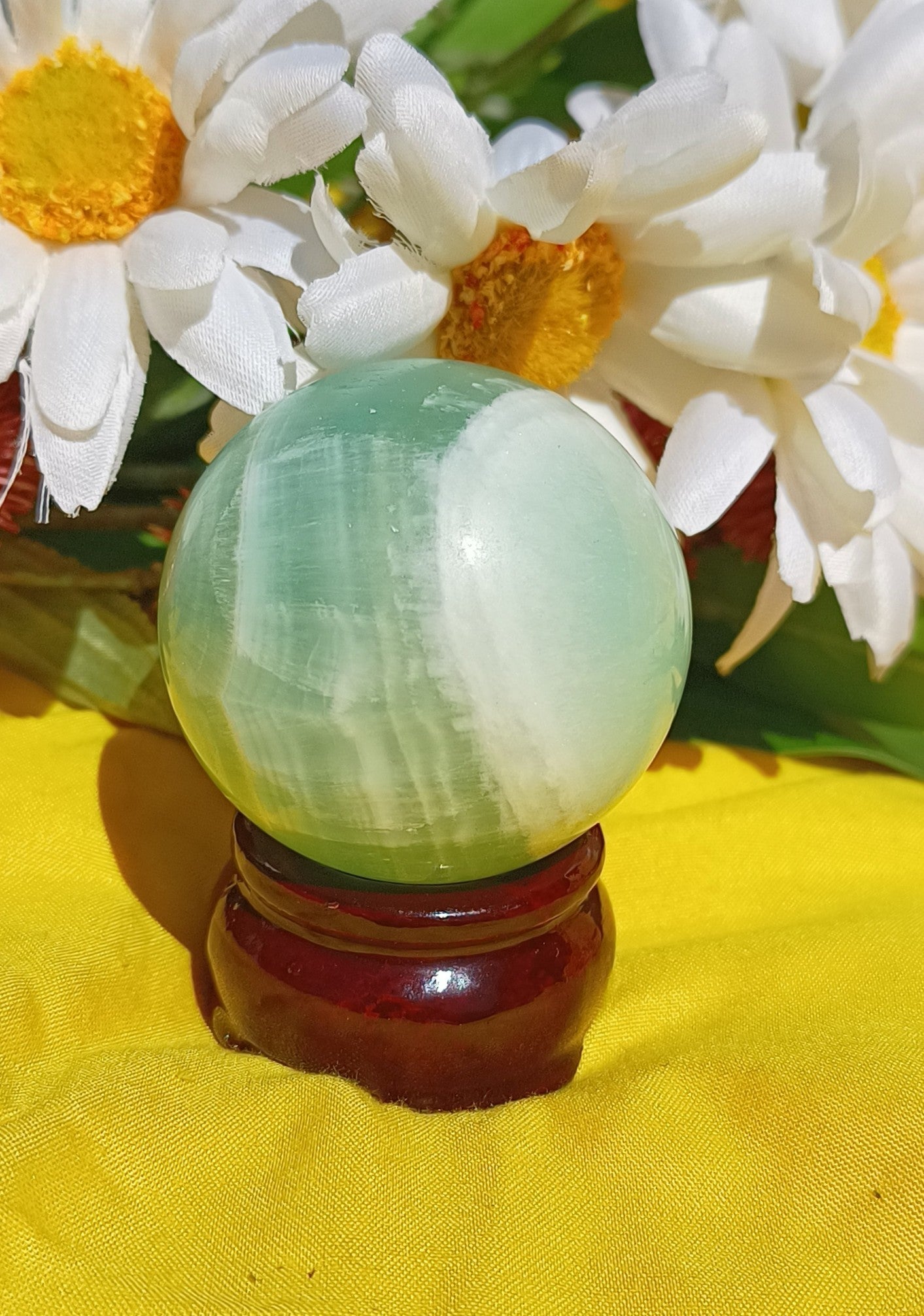 Caribbean Calcite Sphere, beautiful edition ( stand NOT included )